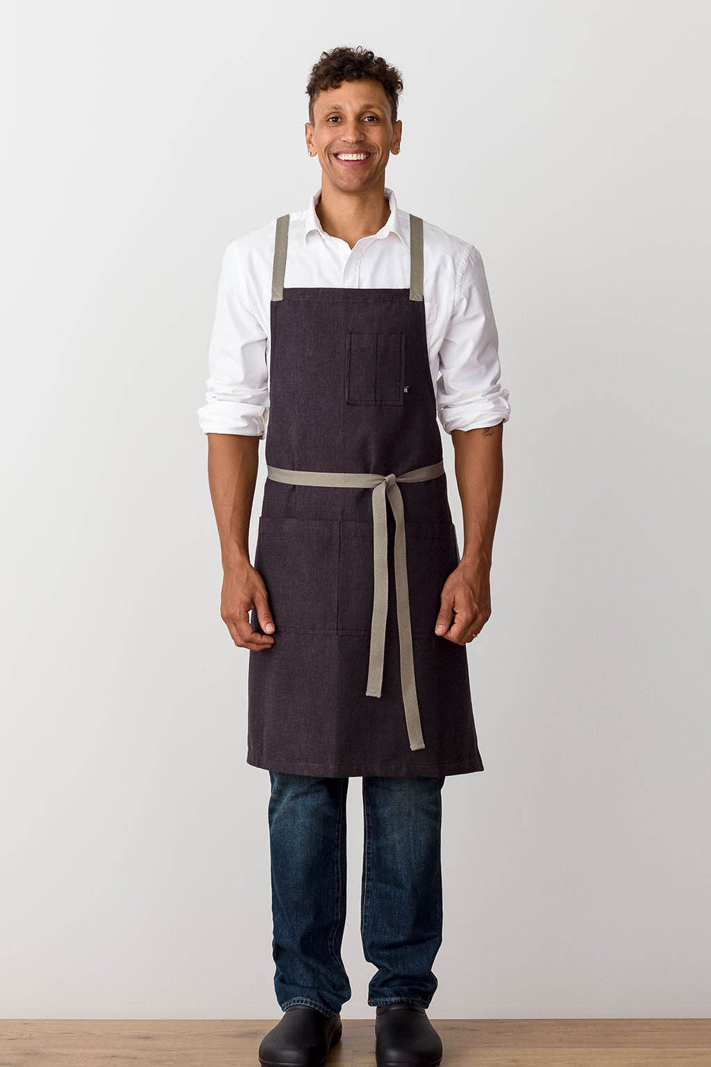 Crossback Chef Apron, Cotton, Black, Front View, Men, Women, Worn by Top Chefs, 5-Star Reviews, Wholesale