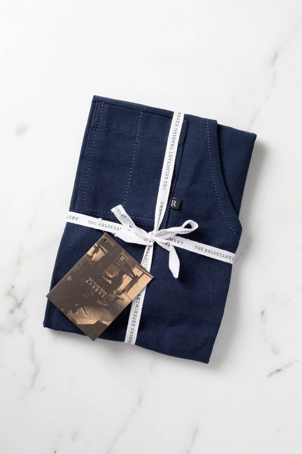 Classic Chef Apron, Cotton Canvas, Navy Blue, Gift Packaging, Wholesale Pricing. Comfortable and adjustable.