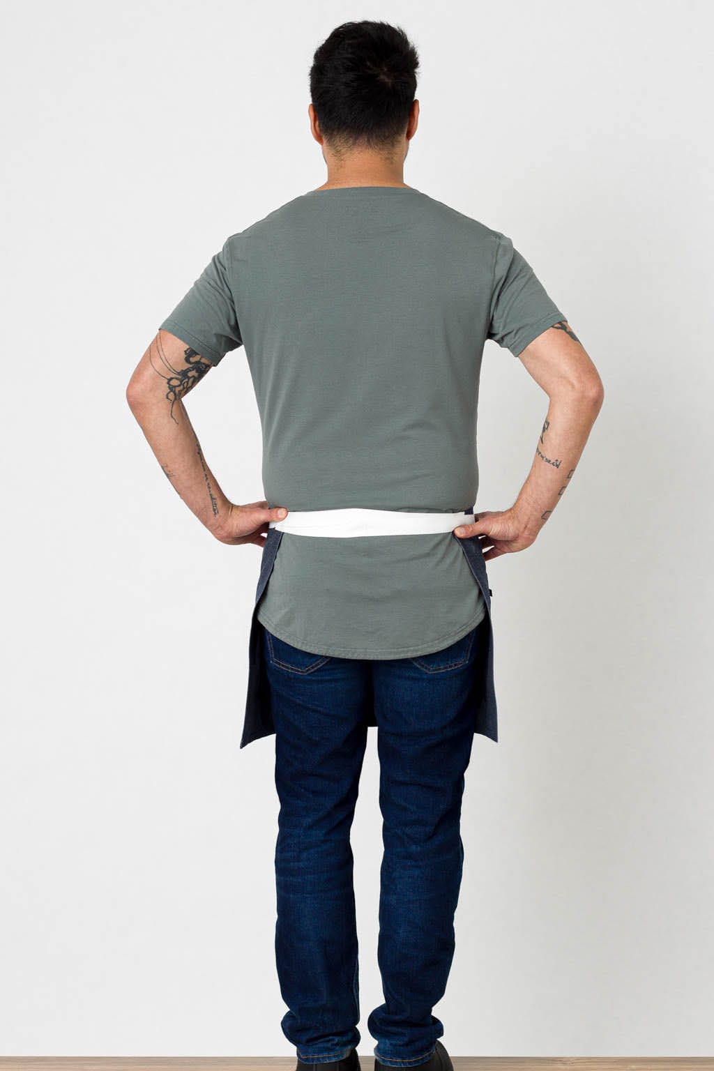 Server Waist Apron, Wrinkle Resistant, Blue Denim, Rear View, Best Reviews