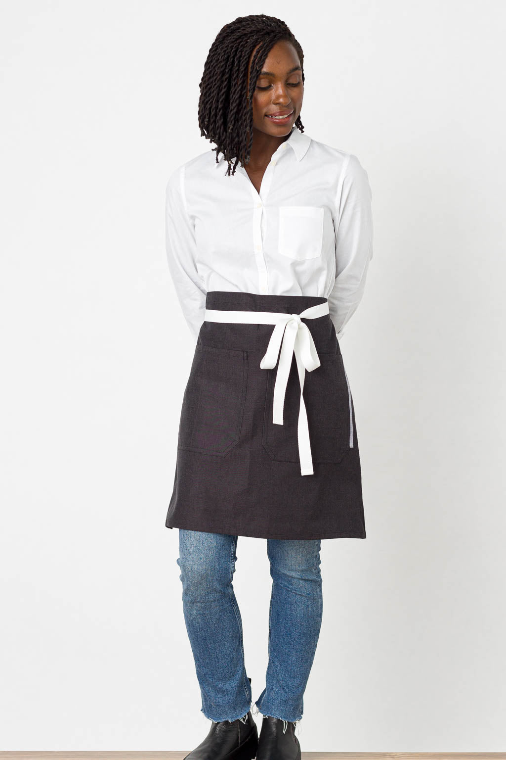 Bistro Middly Apron, Wrinkle Resistant, 20"L, Charcoal Black with White Straps, Poly-Cotton