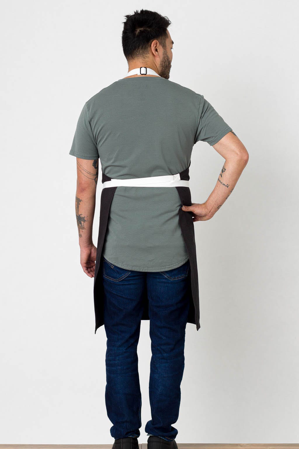 Quality Classic Bib Apron, Wrinkle Resistant Fabric, Charcoal Black, Rear View, Durable & Professional